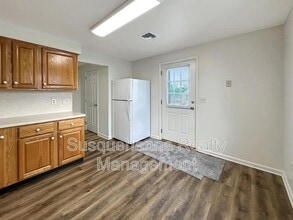 339 E Derry Rd in Hershey, PA - Foto de edificio - Building Photo