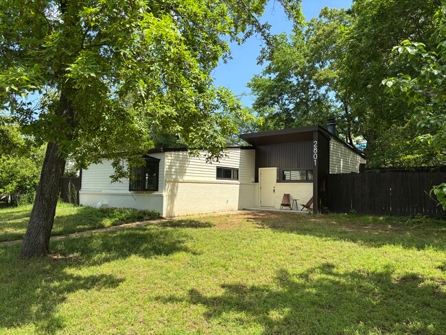 property at 2801 Circlewood Rd