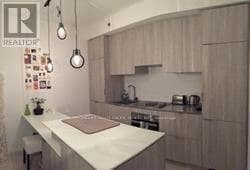 5 St Joseph St in Toronto, ON - Building Photo - Building Photo