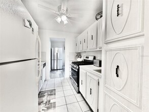 5217 81st St N in St. Petersburg, FL - Building Photo - Building Photo