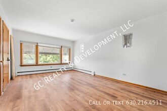 2517 N Laramie Ave in Chicago, IL - Building Photo - Building Photo