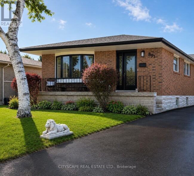 property at 891 Curtis Crescent