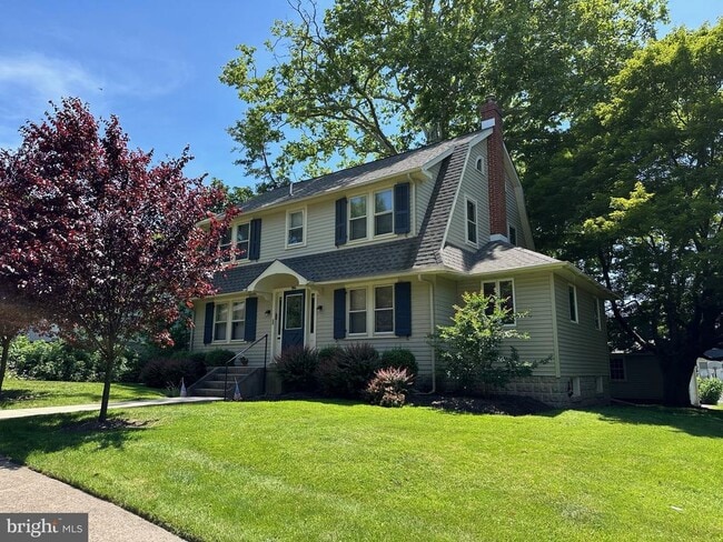 property at 194 Shewell Ave
