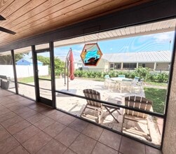 1927 NE San Carlos Calle in Jensen Beach, FL - Building Photo - Building Photo