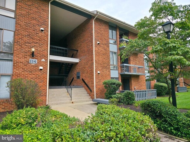114 Van Buren Rd