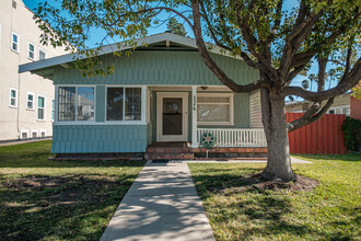 126 Franklin Ct in Glendale, CA - Building Photo - Building Photo