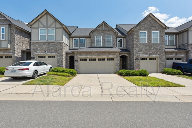 7329 Dulnian Wy