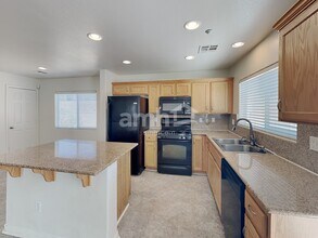 5676 Orangeroot Ct in Las Vegas, NV - Building Photo - Building Photo