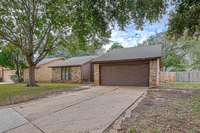 property at 2523 Buffalo Trail