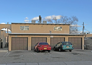 312-316 San Pablo St NE in Albuquerque, NM - Foto de edificio - Building Photo