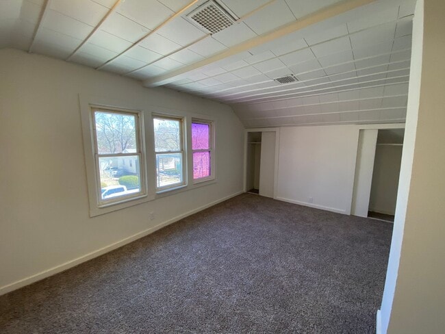 2317 S Patterson St in Sioux City, IA - Building Photo - Building Photo