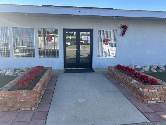 Twin Pines Mobile Home Park