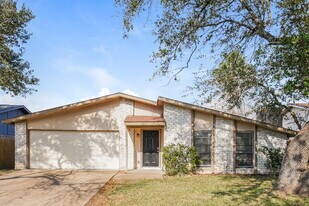 15614 Mendocino Dr in Houston, TX - Building Photo