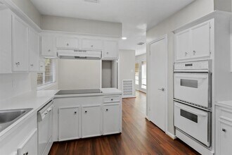 3607 Cobleskill Ct in Missouri City, TX - Building Photo - Building Photo