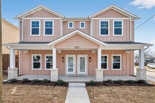 500 E Kimball St in Mansfield, TX - Building Photo