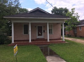 704 E Thomas St in Hammond, LA - Building Photo