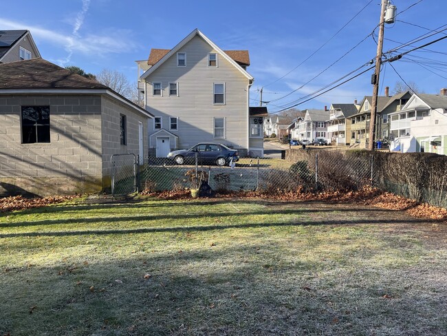 3 French St in Torrington, CT - Building Photo - Building Photo