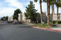 Mountainside in Las Vegas, NV - Foto de edificio - Building Photo