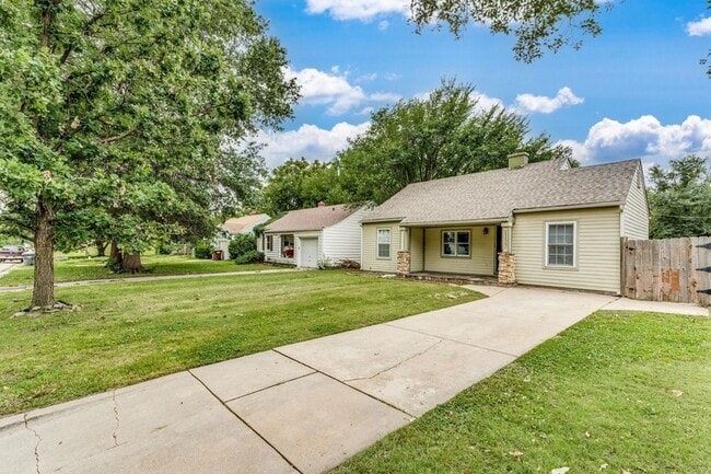 1127 S Minneapolis St in Wichita, KS - Building Photo - Building Photo