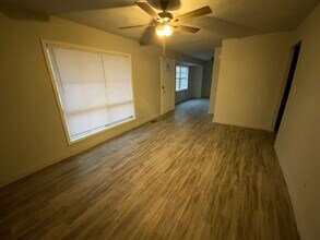 900 Shasta Dr in Danville, IL - Building Photo - Building Photo