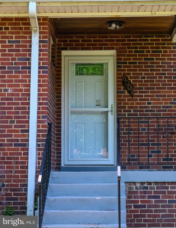 6007 Bradley Ln in Clinton, MD - Building Photo - Building Photo