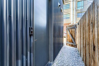 3251 Lawrence St in Denver, CO - Building Photo - Building Photo