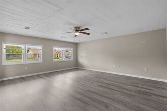 3320 80th St in Galveston, TX - Building Photo - Building Photo