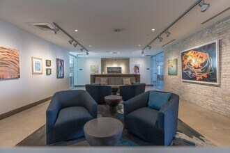 45 Lewis St in Boston, MA - Building Photo - Building Photo