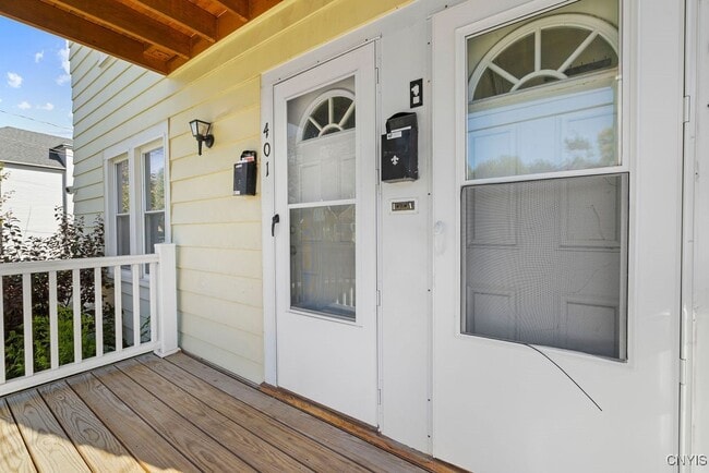 property at 401 Valley Dr