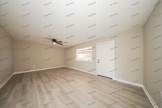 20140 Timber Ridge Rd in Harrah, OK - Building Photo - Building Photo