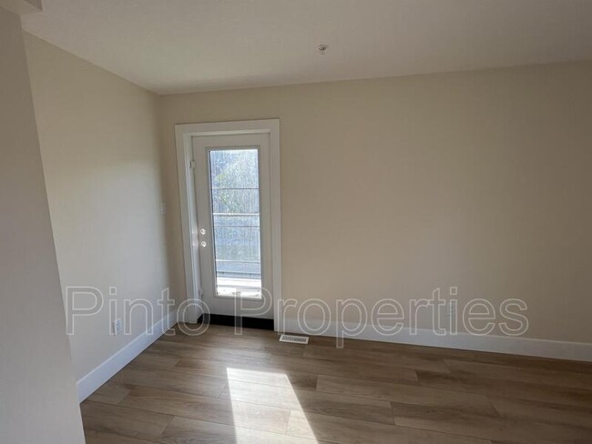 8719-8110 110 St NW in Edmonton, AB - Building Photo - Building Photo