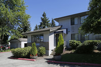 Lake Crest Apartments in Milwaukie, OR - Foto de edificio - Building Photo