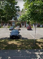 6 Briston Private in Ottawa, ON - Building Photo