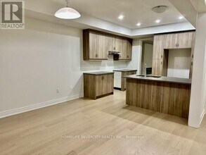 130 Falby Rd in Brampton, ON - Building Photo - Building Photo