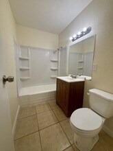 5228 Pebble Beach Blvd in Las Vegas, NV - Building Photo - Building Photo