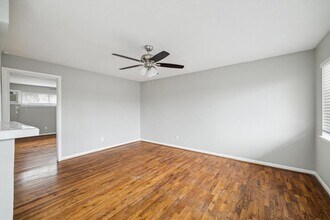 101 Avondale St-Unit -16 in Houston, TX - Building Photo - Building Photo