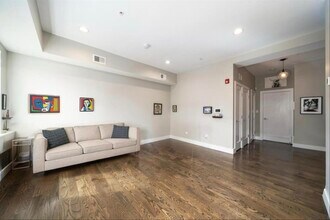 126 Delaware Ave in Jersey City, NJ - Foto de edificio - Building Photo