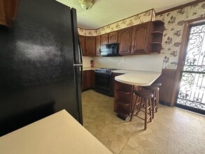 1245 Caribbean Dr in Kingsport, TN - Building Photo - Building Photo