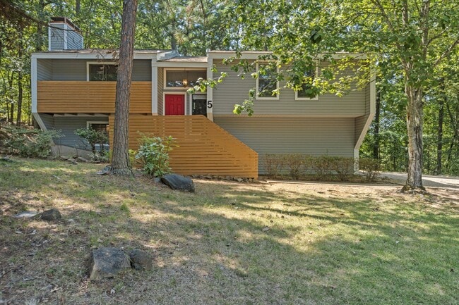 property at 5 Rocky Top Cove