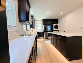 25 Roosevelt St in Hartford, CT - Building Photo - Building Photo