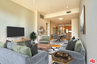3223 W 6th St-Unit -209 in Los Angeles, CA - Building Photo - Building Photo