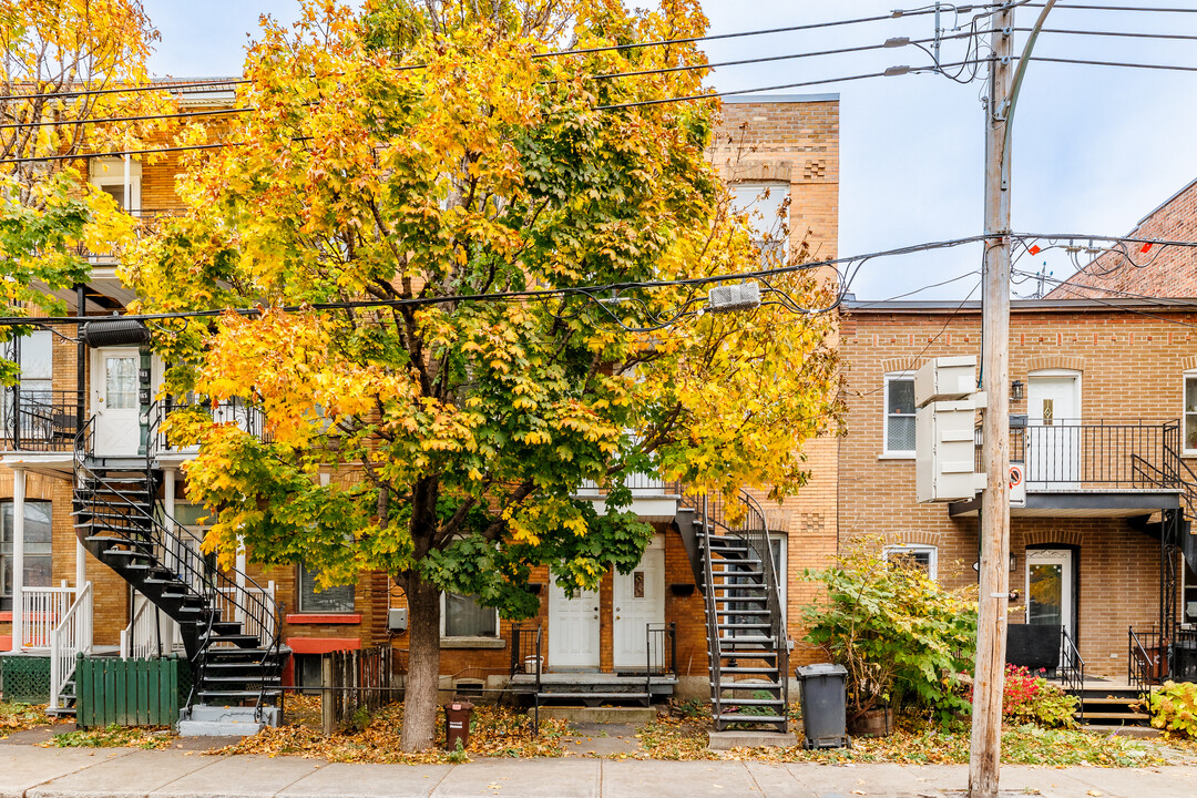 177 Lafleur Rue in Verdun, QC - Building Photo