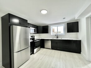 82 Lasalle Dr in Mt Pearl, NL - Building Photo - Building Photo