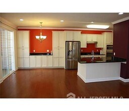 204 Downey Ln in Monmouth Junction, NJ - Building Photo - Building Photo