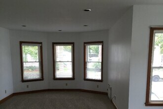 17 Norfolk Ave, Unit 17 in Swampscott, MA - Building Photo - Building Photo