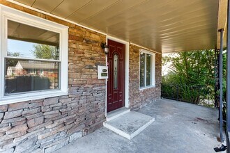 28649 John Hauk St in Garden City, MI - Building Photo - Building Photo