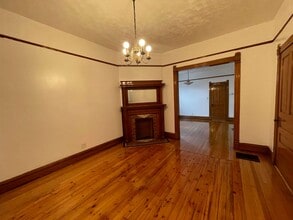 7216 S Emerald Ave, Unit 1 in Chicago, IL - Building Photo - Building Photo