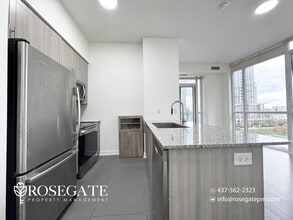 4099 Brickstone Mews in Mississauga, ON - Building Photo - Building Photo