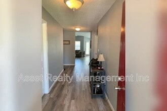 10008 Greylock Way in Knoxville, TN - Building Photo - Building Photo