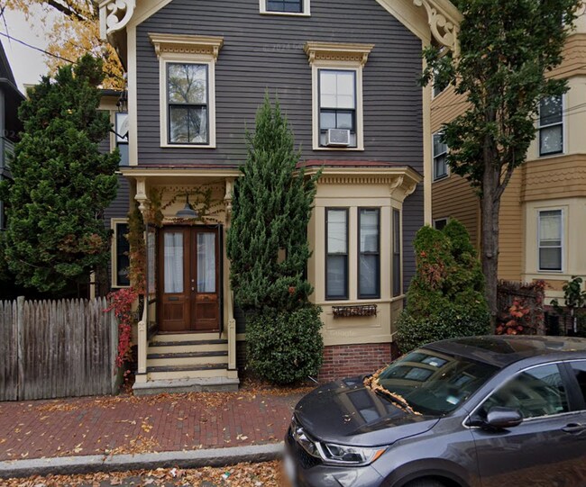 31 Athens St, Unit SF